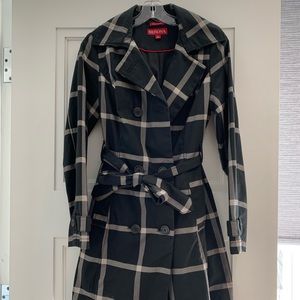 Light jacket great for wind or rain